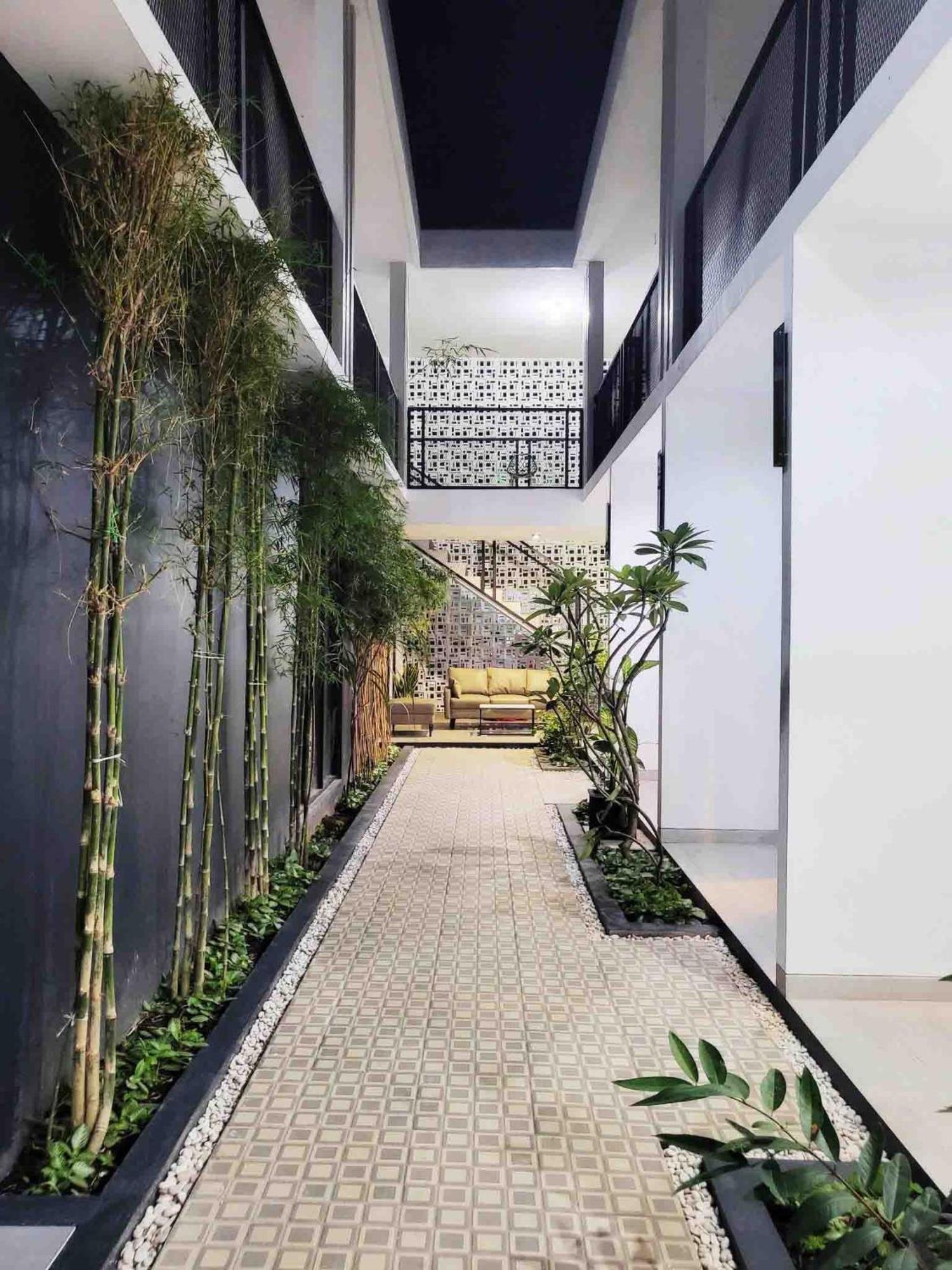 Cabin15 - Syariah Blitar Exterior photo